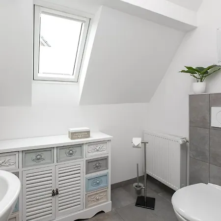 Meeresliebling, Fusslaeufig Zum Daire